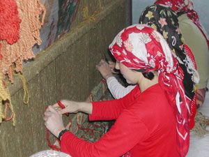 Emirgazi'de dokuma kursları devam ediyor