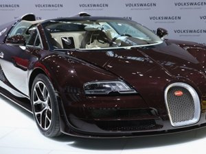 Efsane sona erdi, üretilen son Bugatti satıldı