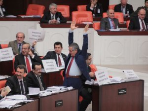 MHP'li milletvekilinden Meclis'te sabah sporu