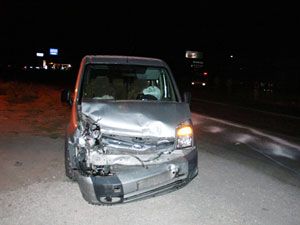 Kamyonet triportöre çarptı: 5 yaralı