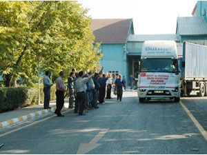 Şeker, Pakistan’a yardım elini uzattı