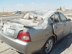 İki kazada 4 kişi yaralandı