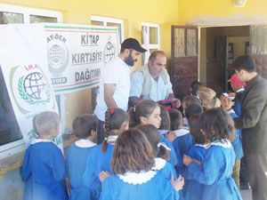 İHH gönüllülerinden eğitime destek