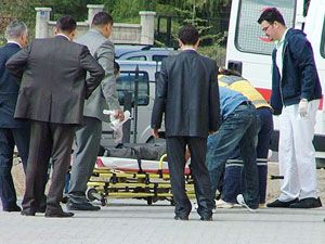 Lise öğrencisi göğsünden bıçaklandı 