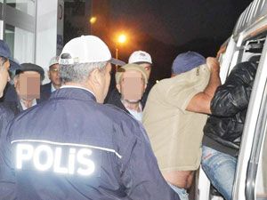Fuhuş operasyonunda 24 kişi tutuklandı
