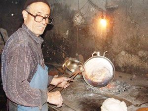 Seydişehir'de tek kalaycı kaldı