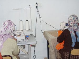 Yunak'ta Halk Eğitim kursları başladı