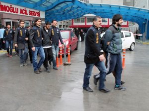 Hackerlerin Cezaevi Yolunda Son İsteği Oldu