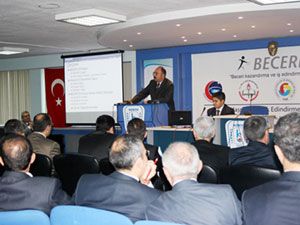 İşsizliğe çare aranıyor  