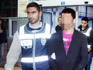 Damat çeyize gizlediği esrarla yakalandı