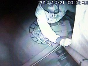 Marketten 3 bin lira değerinde sigara çalındı