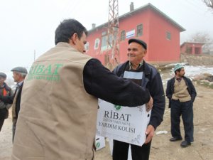 Ribat'ın köylere yardımı sürüyor