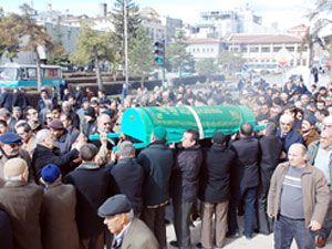 Hikmet Özer, Hakk’ın rahmetine kavuştu