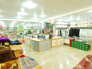 Safa Hac Market’te 2 bin 400 çeşit ürün
