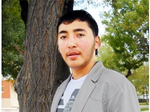 Ağzından arı sokan bir kişi hastaneye kaldırıldı