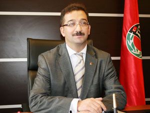 Makam aracını satıyor