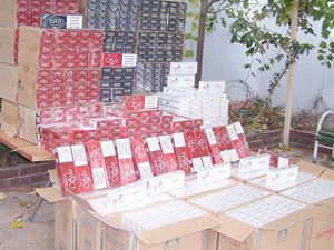 11 bin paket kaçak sigarayla yakalandı