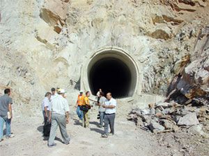 İsrail’in gözü Ova’da