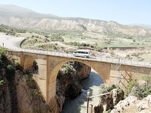 703 yıllık köprü su altında kalacak