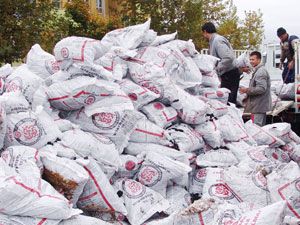 İhtiyaç sahiplerine kömür yardımı