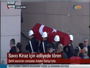 Şehit Savcı Kiraz için adliyede tören