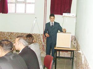 Öğrenciler ilçe meclis başkanını seçti