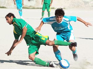 Muhasebe Gençler zirveyi kaptı