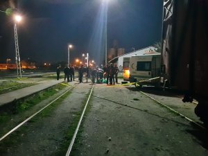 Trenin Çarptığı Genç Öldü