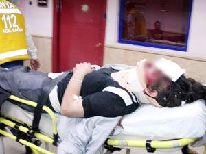 Şoföre kızan genç minibüsten atladı