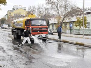 Seydişehir Belediyesi’nden bayram temizliği