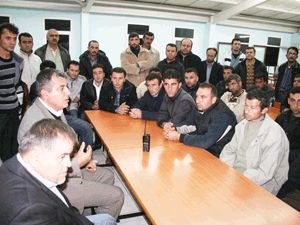 Beyşehir’de işçilerin maaş eylemi sürüyor