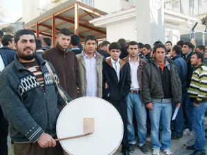 Cihanbeyli'de, asker sevkleri dağıtımı başladı