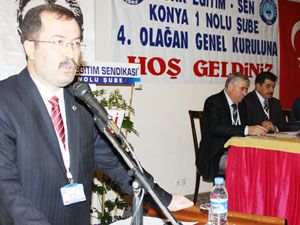 Türk Eğitim-Sen’de başkan değişmedi
