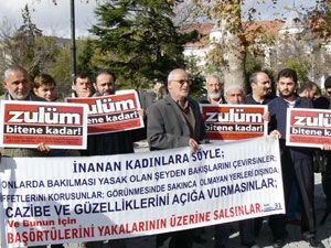 ‘ABD kılıç kalkan oyunu oynuyor’
