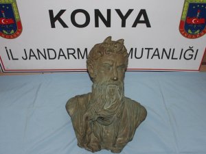 1500'lü yıllara ait bronz heykel ele geçirildi