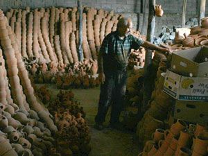 Çamura şekil veren eller tarihe karışıyor