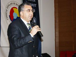 Sağlık çalışanları dertli
