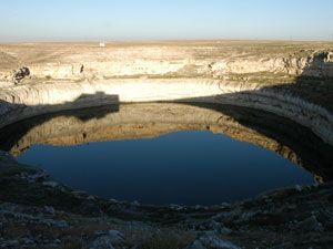 Obruk Gölü manzaralı han turizme kazandırılıyor