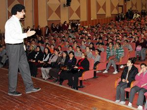 Niyaz Usta’dan çocuklara eğitim semineri