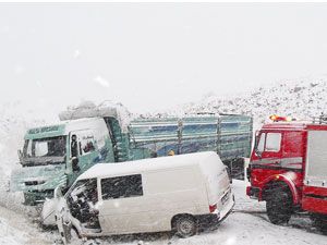Seydişehir Yolu’nda kaza: 2 ölü 1 yaralı