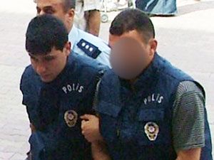 Öldü denilince şaka zannetmiş  