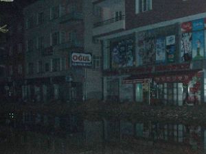 Bozkır'da çarşamba çayı taştı