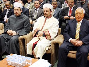 Tüm insanlığı düşünün