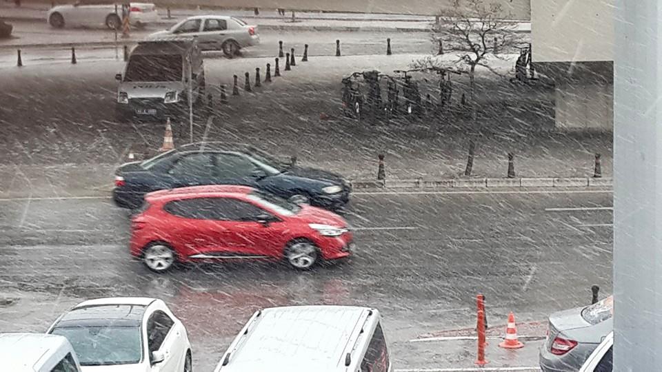 Konya'ya 23 Nisan'da kar sürprizi
