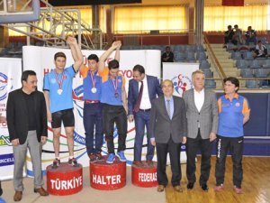 Halterde Türkiye Şampiyonası sona erdi