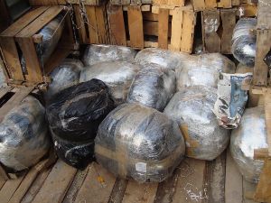 Meyve kasasında ESRAR