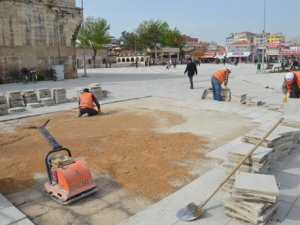 Ereğli’de Ulu Cami Meydanı düzenleniyor