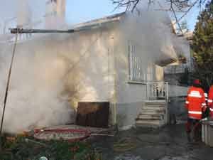 Kazan dairesinde çıkan yangın korkuttu