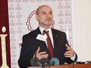 ‘Katma değerli üretelim’