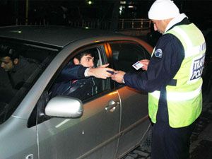 Sürücüler yeni yıla cezalarla girdi